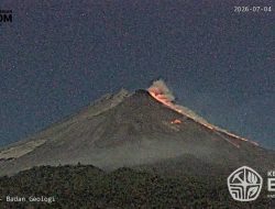 Merapi Kembali Erupsi, Awan Panas Guguran Mengarah ke Hulu Kali Boyong dan Krasak