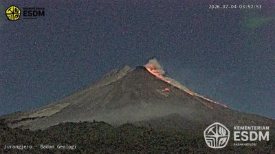Merapi Kembali Erupsi, Awan Panas Guguran Mengarah ke Hulu Kali Boyong dan Krasak