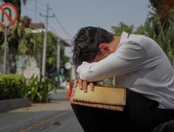 Saat Hidup Terasa Hancur, Bisa Jadi Kamu Sedang “Direnovasi” untuk Menjadi Besar